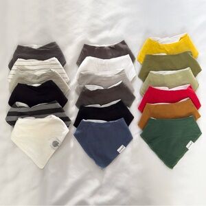 18 Bandana Bibs